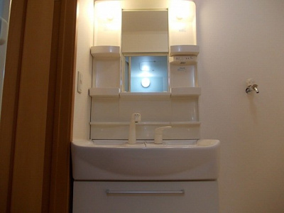 【洗面所】 | マン　ウンド　フラウ　Ｂ | 洗面所です