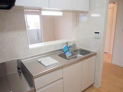 【キッチン】 | グランデール興浜Ⅱ | コンパクトなキッチンで掃除もラクラク