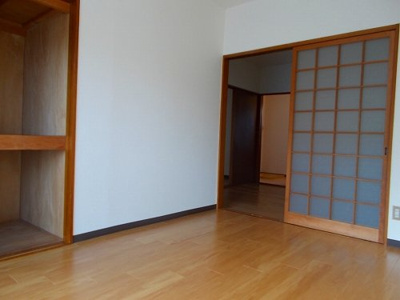 【内装】 | メゾン唐々 | 明るい室内です