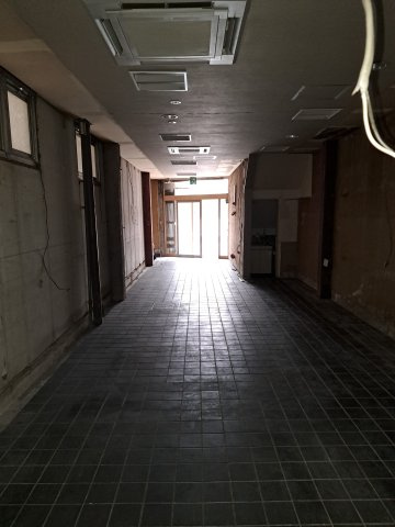 龍門堂１F店舗の内装