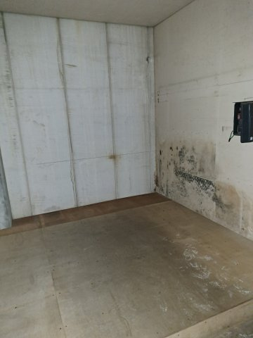 龍門堂１F店舗の居間・リビング