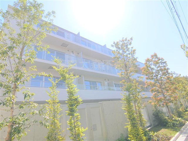 ラティエラ大森西の外観