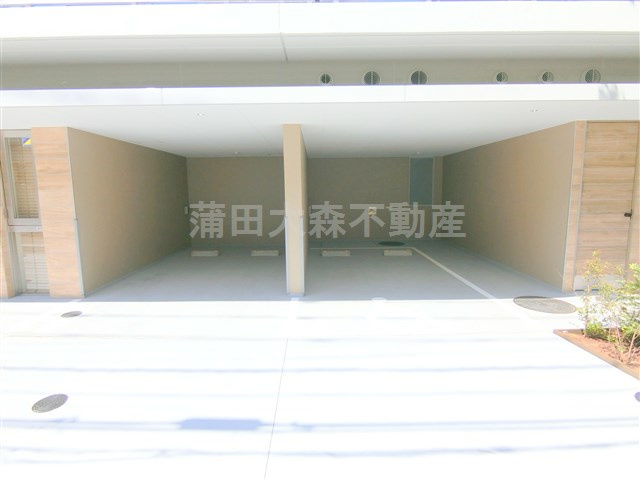 ラティエラ大森西のその他共用部分|敷地内平置き駐車場　空き状況等詳細はお問合せ下さい。