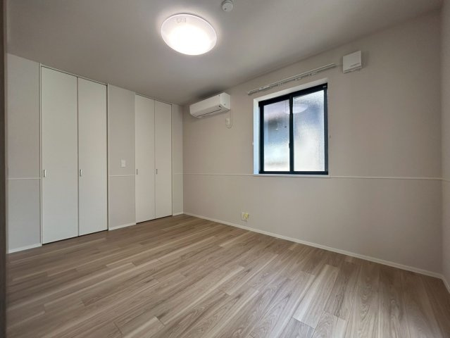 グランリュミエールの寝室|★洋室６．５帖★