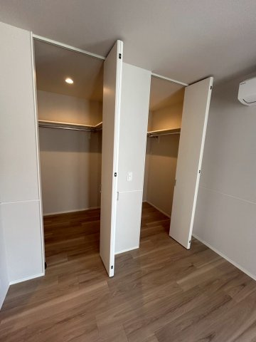 グランリュミエールの収納|★ダブルウォークインクローゼット★