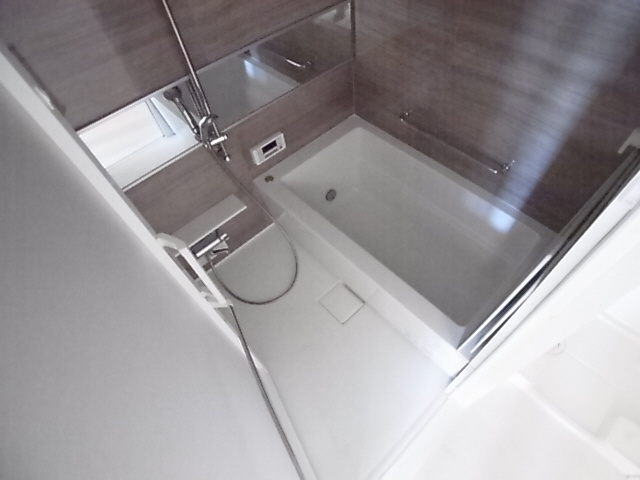 神戸市兵庫区湊町１丁目の賃貸マンションの浴室|追焚機能付浴室