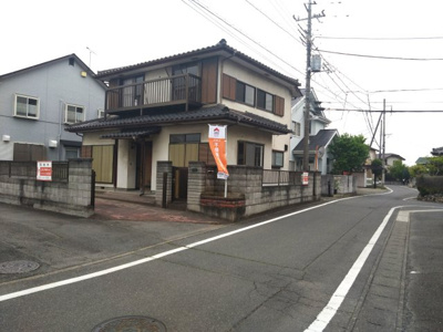 【前面道路含む現地写真】 | 前橋市稲荷新田町中古戸建
