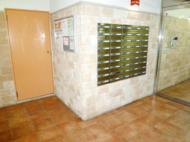 ＡＲＩＯＵＲＡ　ＮＡＭＢＡのロビー