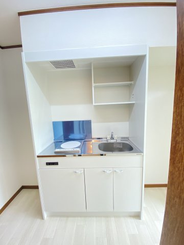 エスポワールのその他|キッチン新品。IHコンロ１口