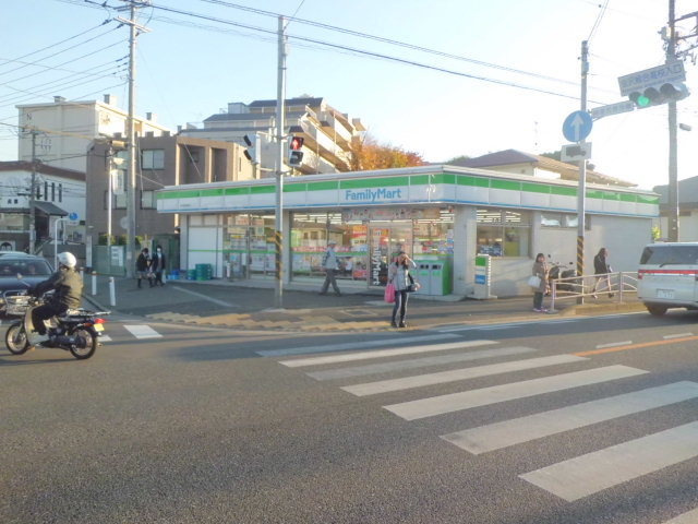 ラ　クールのその他|ファミリーマート