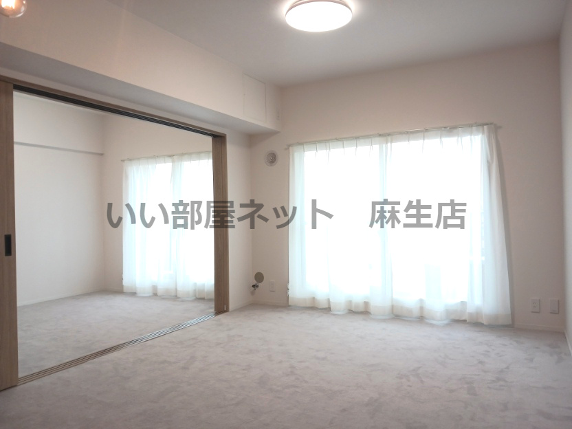 【居間・リビング】