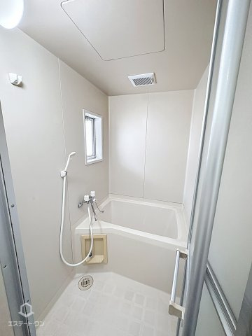 メゾンやまひこCの浴室