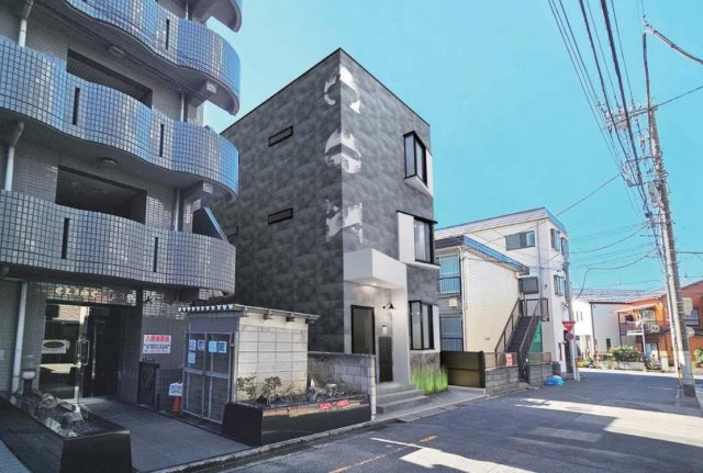 川口市西川口１丁目の一棟アパートの外観