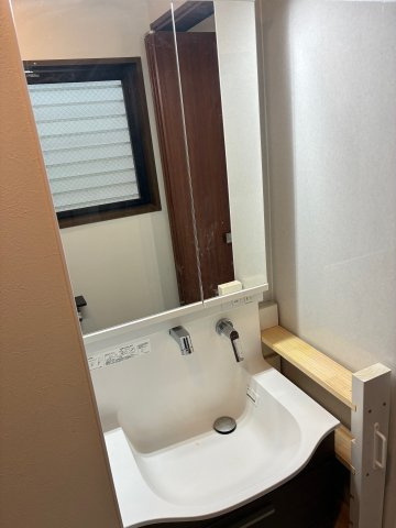 国玉通2丁目中古戸建のその他|2階トイレに付属している手洗い場です