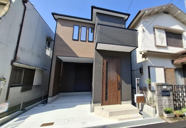 明石市中朝霧丘戸建の外観