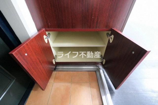 サンシャイン森ノ宮　仲介手数料無料の収納|こまごまとしたものを収納できそうですね