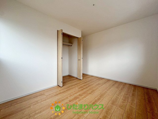 加須市久下２丁目　新築一戸建て　03　いろどりアイタウンの収納|お片付け上手になれちゃう！全居室収納完備。