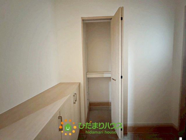 加須市久下２丁目　新築一戸建て　03　いろどりアイタウンの収納|アウトドアやスポーツグッズの収納にもオススメ。