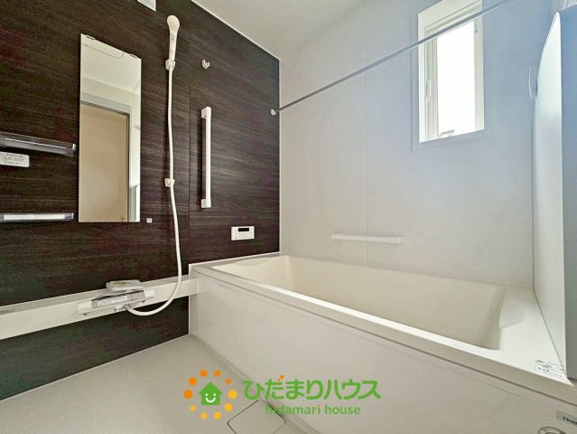 加須市久下２丁目　新築一戸建て　02　いろどりアイタウンの浴室