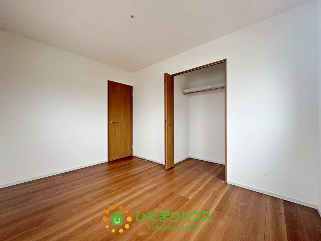 加須市久下２丁目　新築一戸建て　02　いろどりアイタウンの収納