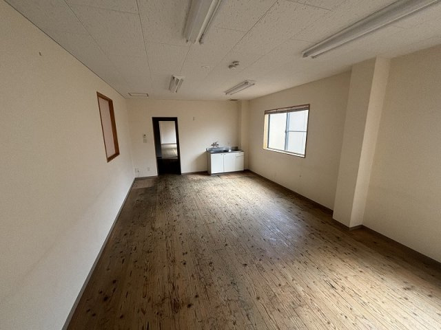 丹波市春日町古河　倉庫　の内装|内装もきれいです