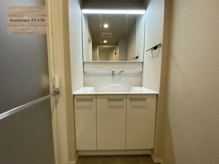 東急ドエル・アルス鶴見緑地公園の独立洗面台