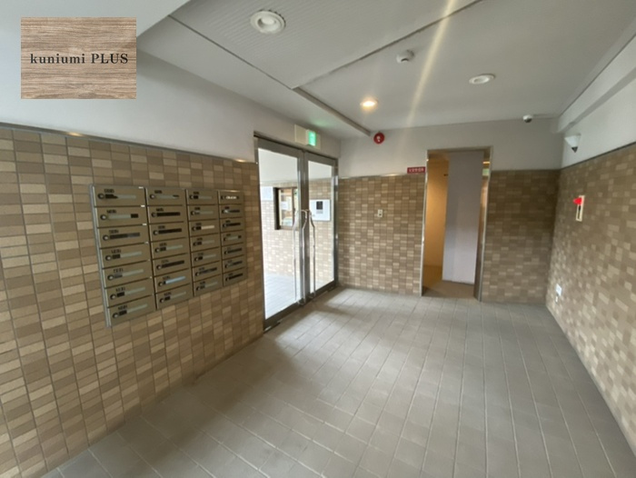 東急ドエル・アルス鶴見緑地公園のエントランス