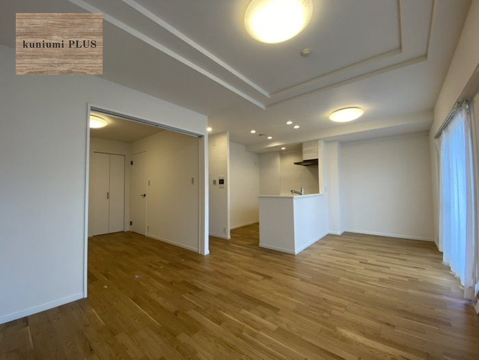 東急ドエル・アルス鶴見緑地公園の居間・リビング