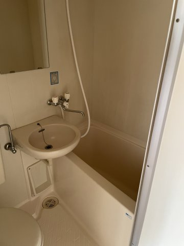 稲城市矢野口の賃貸マンションの浴室