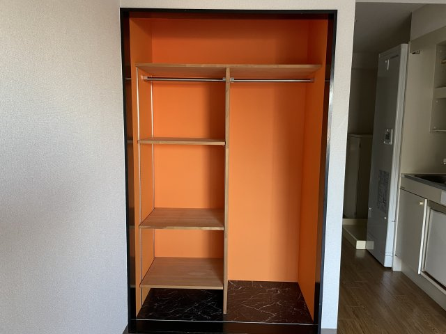 稲城市矢野口の賃貸マンションの収納