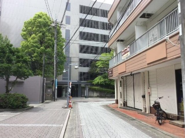 横浜市青葉区青葉台2丁目　一棟マンション　現況満室稼働中の周辺