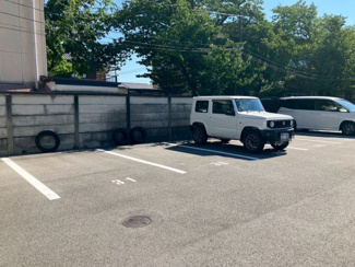 【駐車場】
