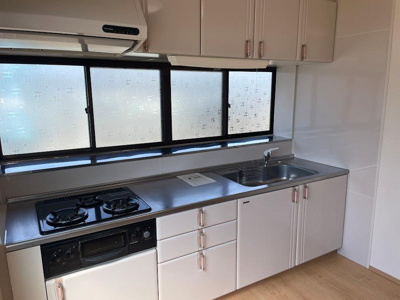 【キッチン】 | 米沢市窪田町大字窪田 | 広々ワイドなキッチンは料理がしやすく快適です。