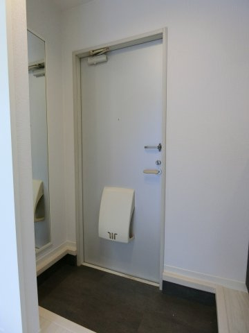 メゾンアムール　D棟の玄関