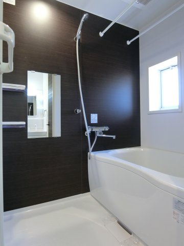 メゾンアムール　D棟の浴室