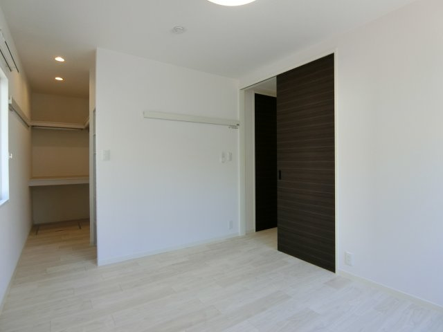 メゾンアムール　D棟の洋室