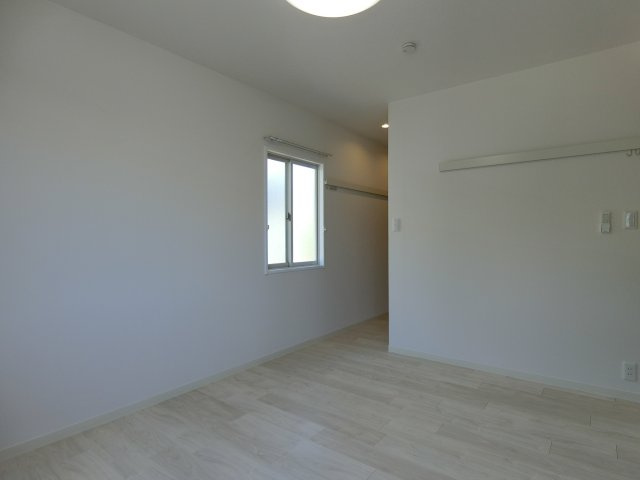 メゾンアムール　D棟の洋室