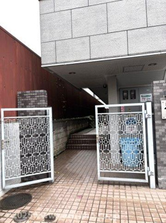 【エントランス】 | ラカータ川越