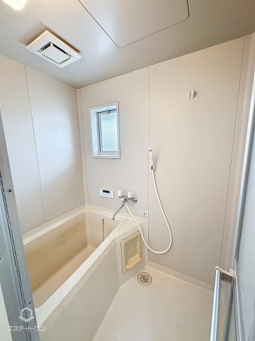 メゾンやまひこBの浴室