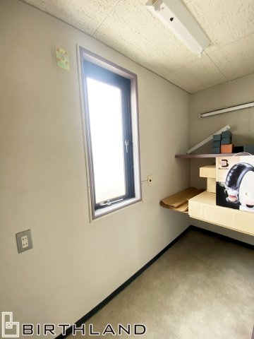 よねやビルの収納|３階収納（倉庫）