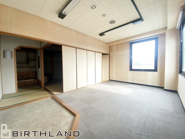 よねやビルの和室|4階