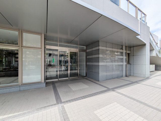 ウエルタワー深川のエントランス