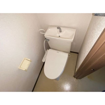 コンパクトで使いやすいトイレです