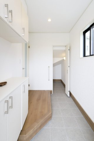 【玄関】の画像