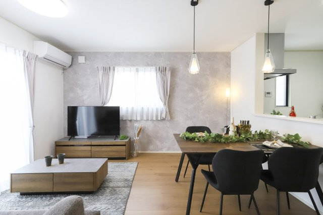 【居間・リビング】の画像