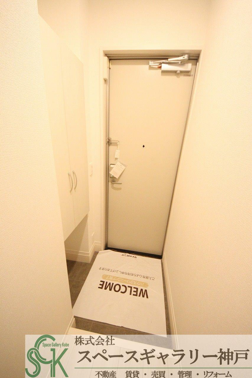 アリヴィラ宮前の玄関|※お部屋により仕様が異なる場合があります。