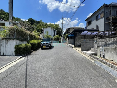 【前面道路含む現地写真】 | 仰木の里７丁目