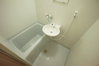 【浴室】 | レオパレスエクシード | 画像5