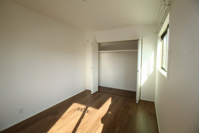 瀬戸南町２丁目　①　新築戸建　の洋室|2Ｆ　南の部屋　6.2帖