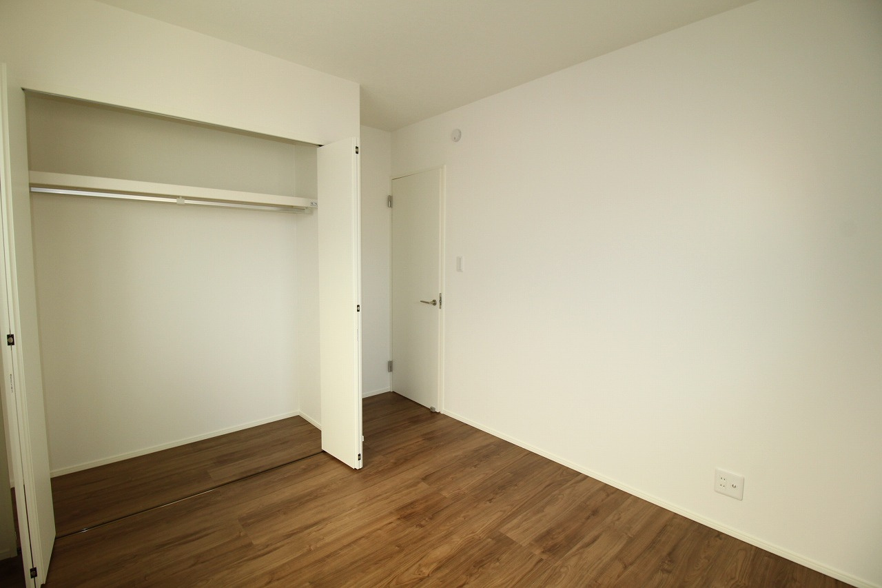 瀬戸南町２丁目　①　新築戸建　の収納|2Ｆ　北東の部屋　5.1帖